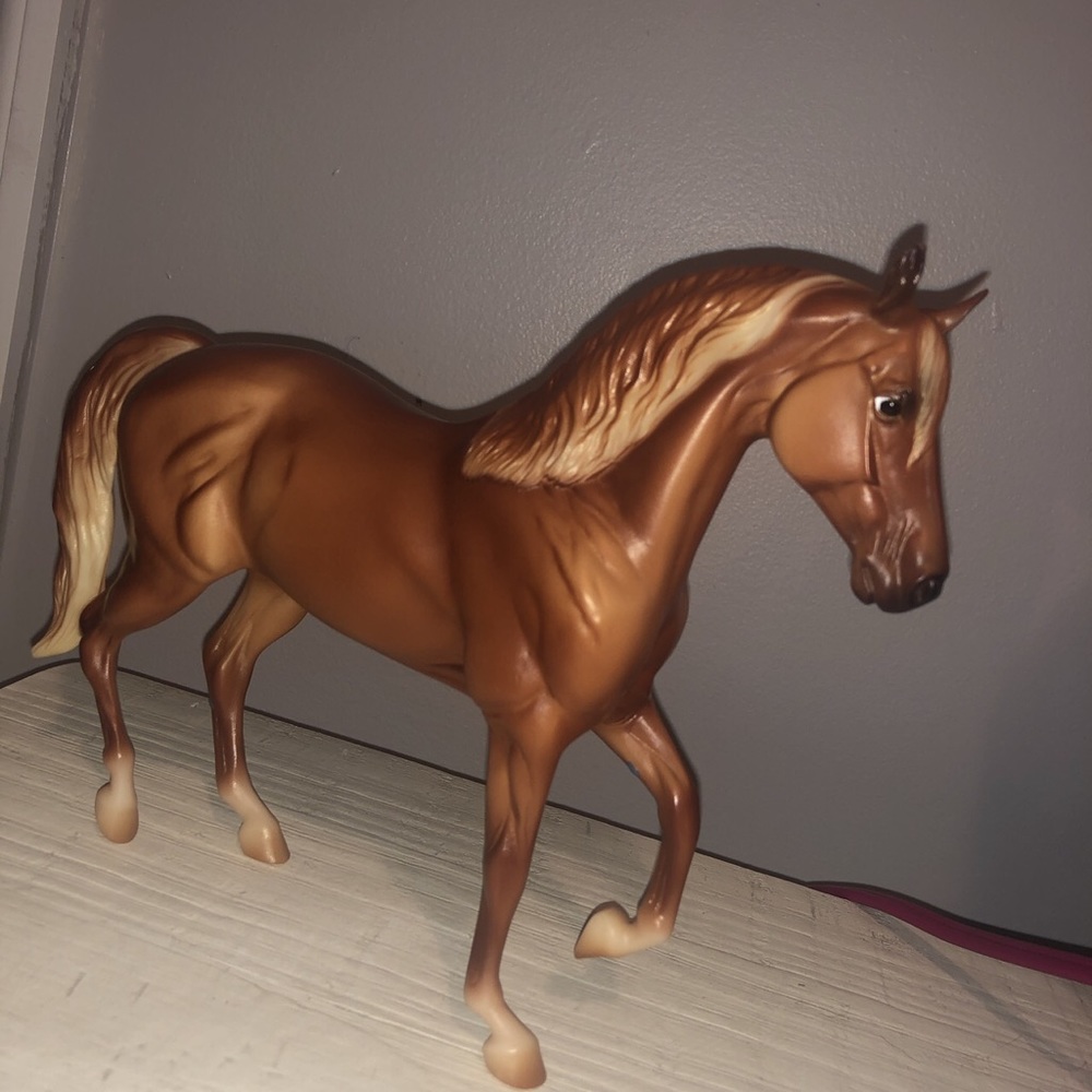 Classic Bay Breyer
